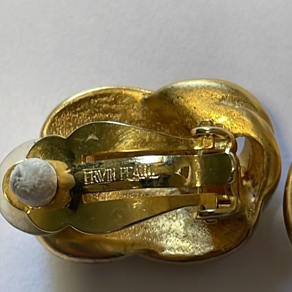 Vintage Erwin Pearl Spiral Knot Gold Tone Clip On Earrings - Picture 4 of 5